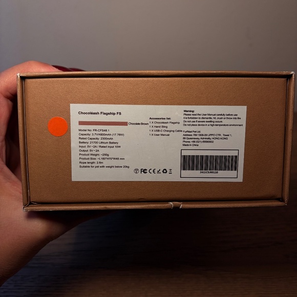 Leash with Hand Warmer & Power Bank Mocha Mousse ( NEW) - Picture 4 of 5